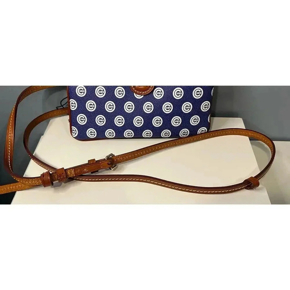 NWT Dooney & Bourke Chicago Cubs Large Slim Crossbody - Picture 9 of 11